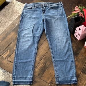 Universal Thread Blue Boyfriend Jeans